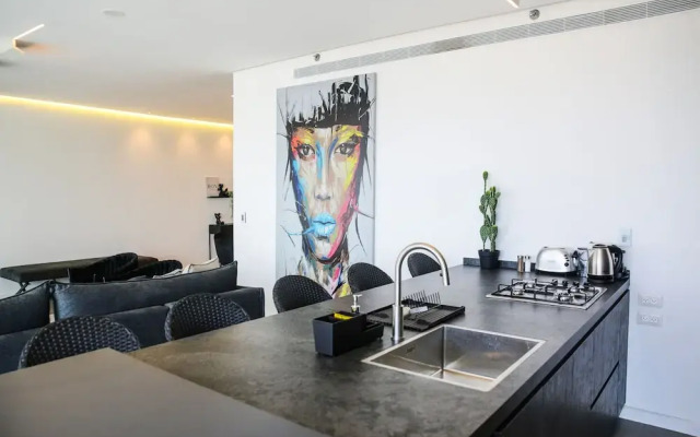 YalaRent Midtown towers TLV