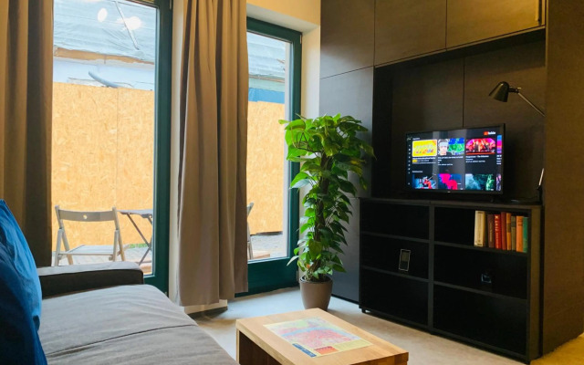 Cozy friendly place with free parking