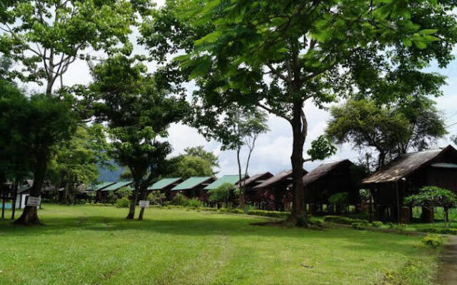 Riverside Garden Bungalows