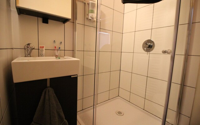 Red Cariboo Apartments