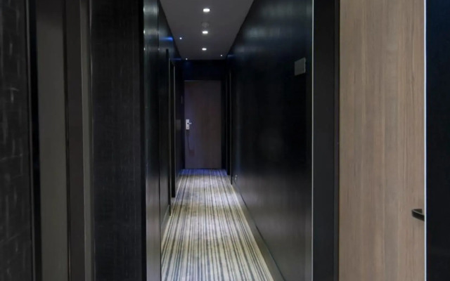 Hotel Saint Charles Paris