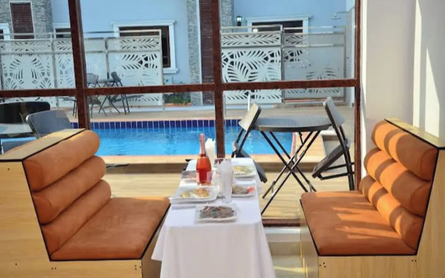 Sterling lakeview Apartments Hotel and Suites