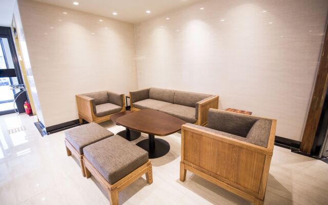 Dae Sung Kwan Hotel