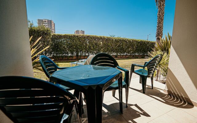 Portugal Rentals Vila da Praia Apartments