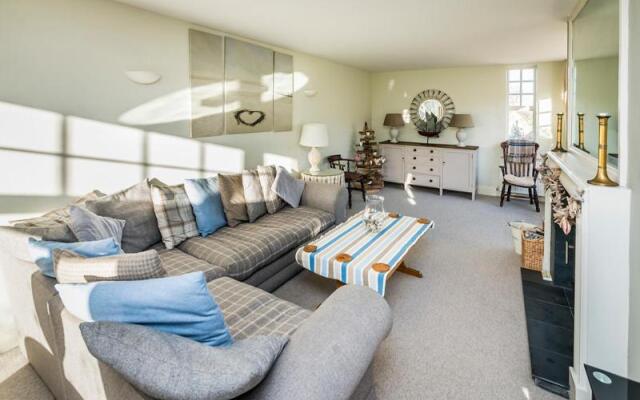 Sands Apartment
