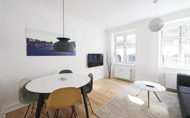 Nice 1-bed Near Copenhagen Lakes