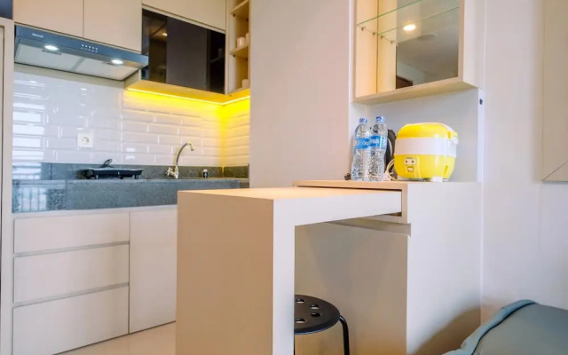 Simply Modern And Classic 2Br At Transpark Cibubur Apartment