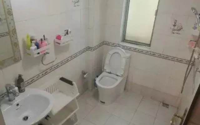 Qixiaoshu Youth Hostel