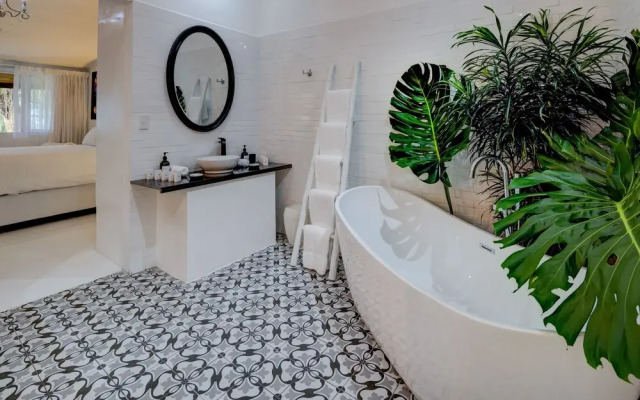 Gigi Brown Suites Puerto Viejo
