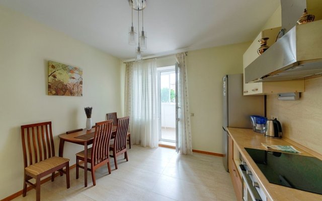 Home Apart Surganova str. 5A