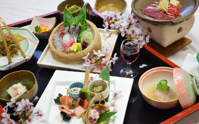 Hotel Daisen Shirogane