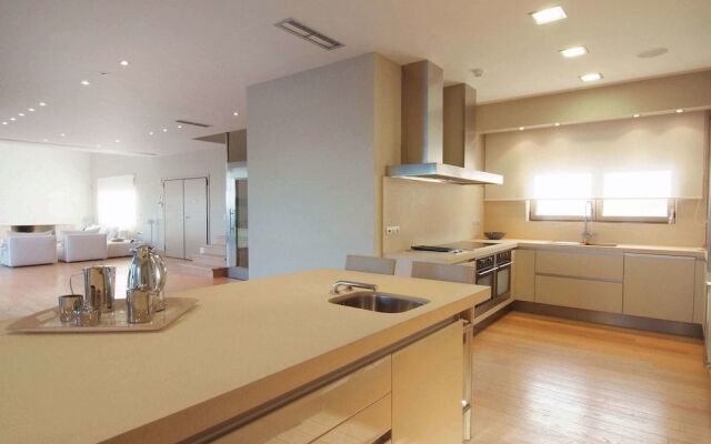 Seaview Peninsula Villa