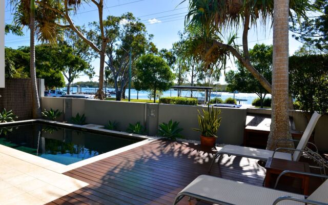 Noosa Water Views