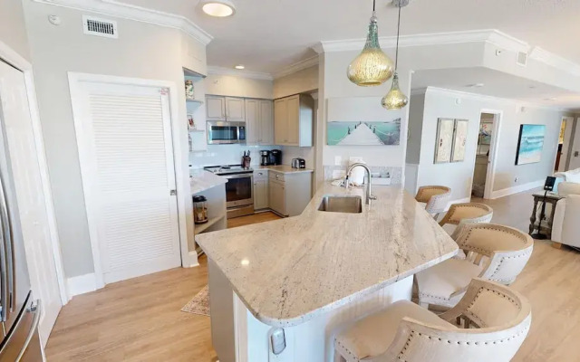 Oceania 405 3 Bedroom Condo by RedAwning