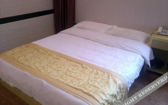 Sanchuan Hotel