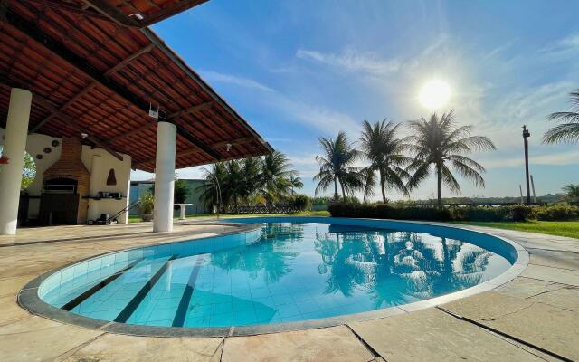 Linda casa na Lagoa do Catu com Pier