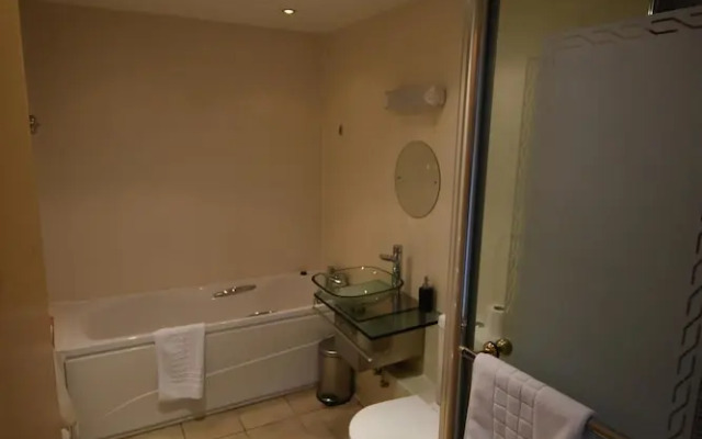 Rapier Heights Penthouse Apartment