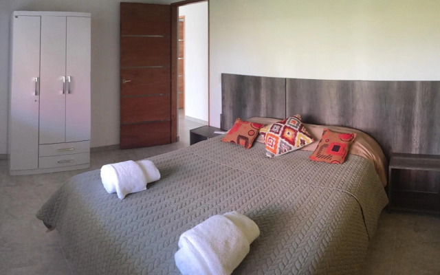 ELEMENTOS MAR AZUL a 30 mts de la playa