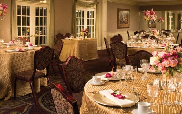 John Carver Inn & Spa