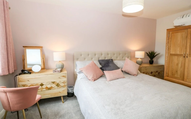 11 Parc Delfryn