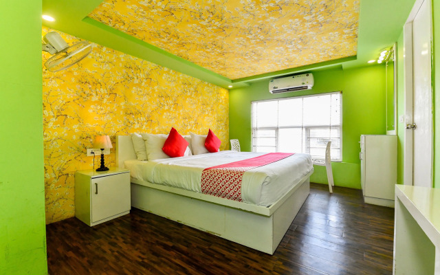 OYO 24611 Houseboat Water Cruise Sharing