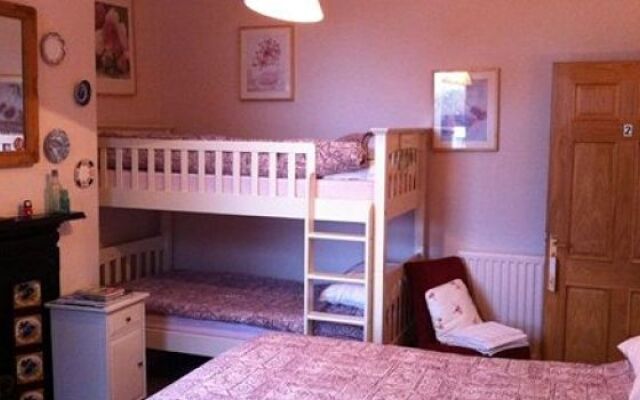 Holly Trees Hotel