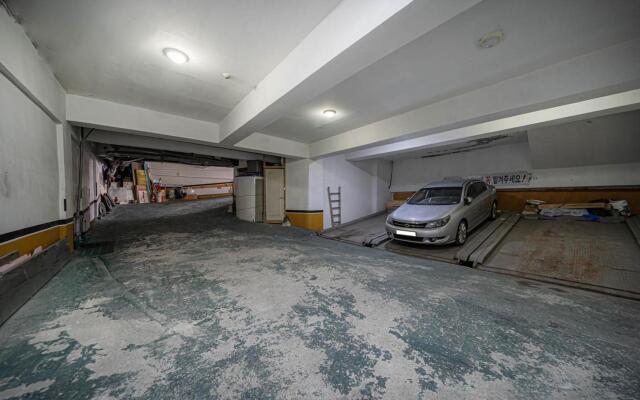 Dongrae Oncheon Hotel
