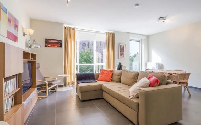 Apartment on Church Square With Cozy Terrace