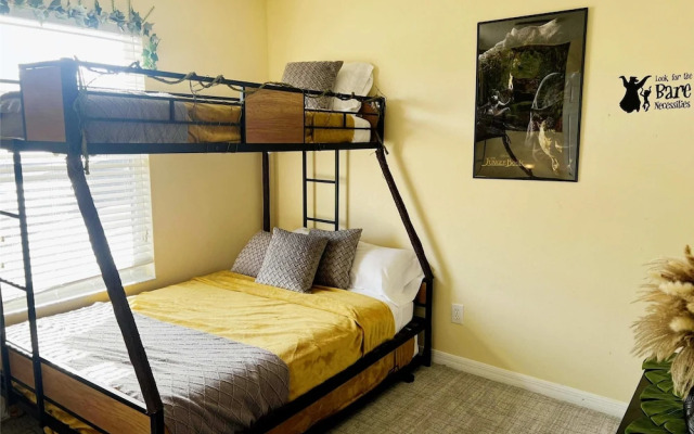 Private Pool Workspace Near All Attractions