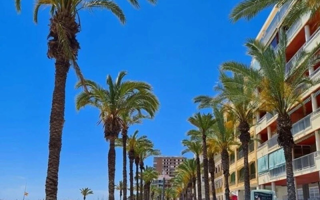 J&B Casa DEL SOL Two Bedroom Semi Detached House