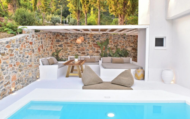 Natura Luxury Villas