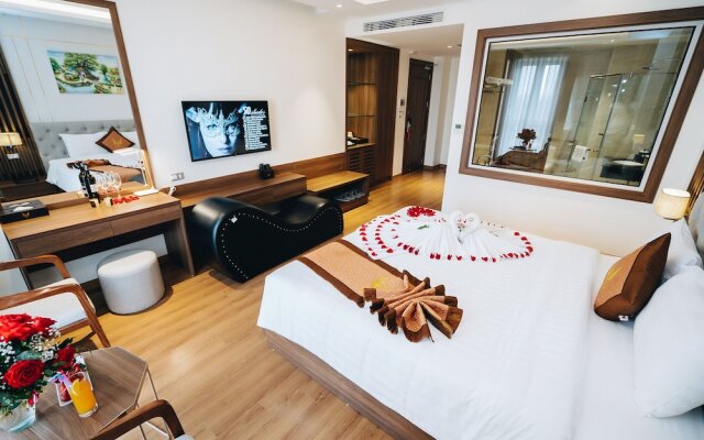 Manh Quan Luxury Hotel