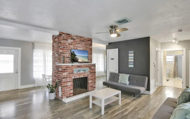 Tarpon River Getaway - New