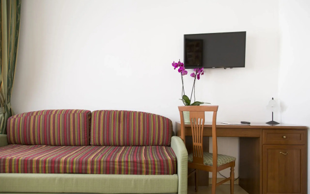 Blu Hotel Morisco