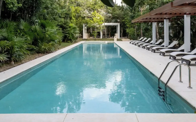 Modern Apt Tulum with 2 BDR Gym & Pool