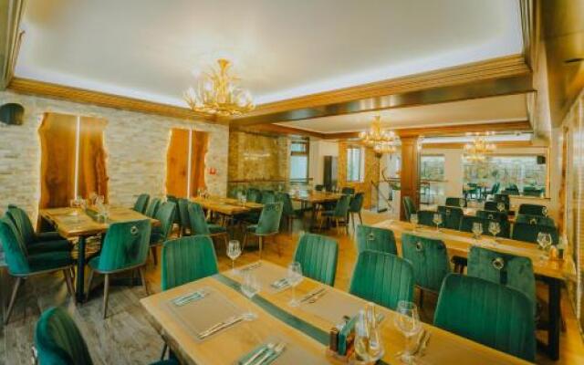 Lostrita - Pastravrie, Hotel & SPA
