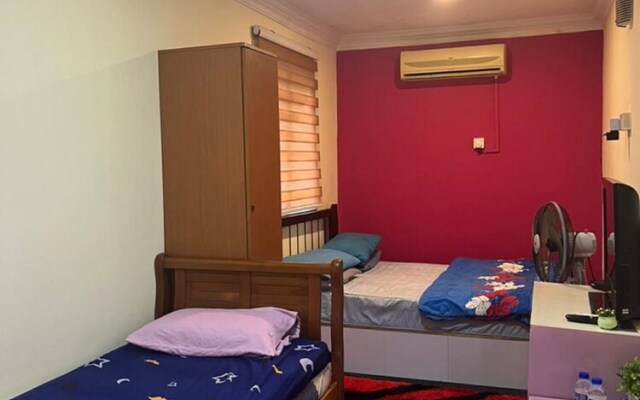 OYO 90763 Chalet Teratak Tuan Muda