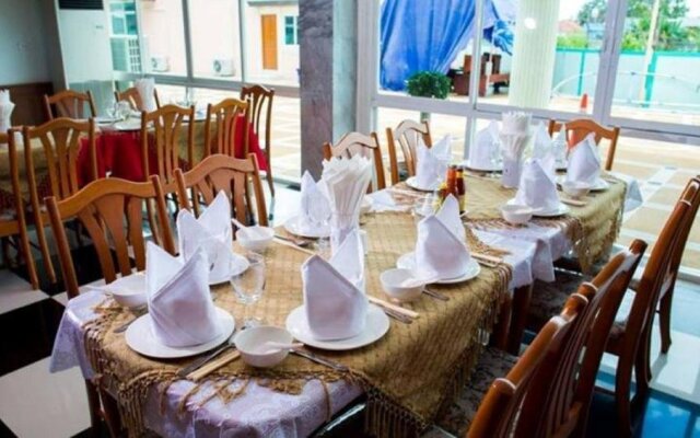 Jing Lone Hotel