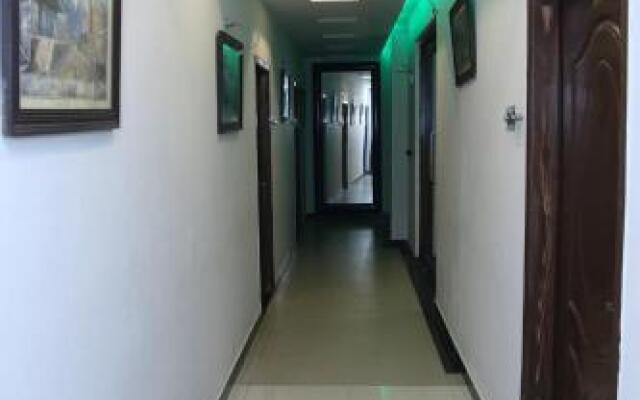 Gulberg Continental Hotel