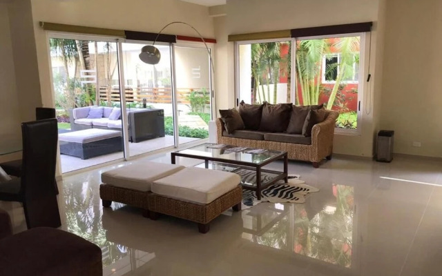 Sabbia Condos - Nice Apartment