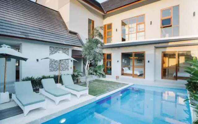 Vasudha Hostel Canggu Bali