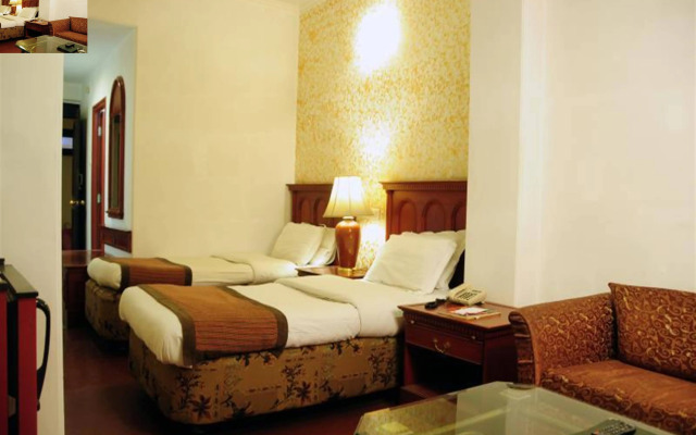 Mohan Hotel