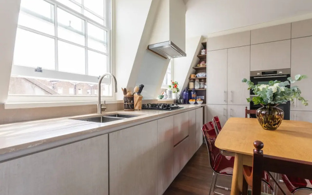 Chepstow Road Ix By Onefinestay