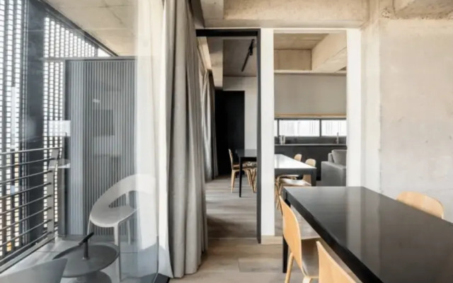 Zip Housing Los Trapenses