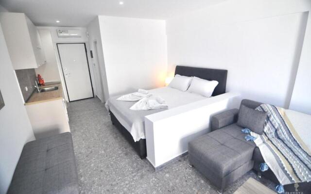 Zennova  Sirene Luxury Studios