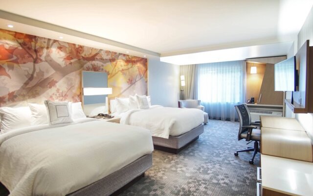 Courtyard Lenox Berkshires