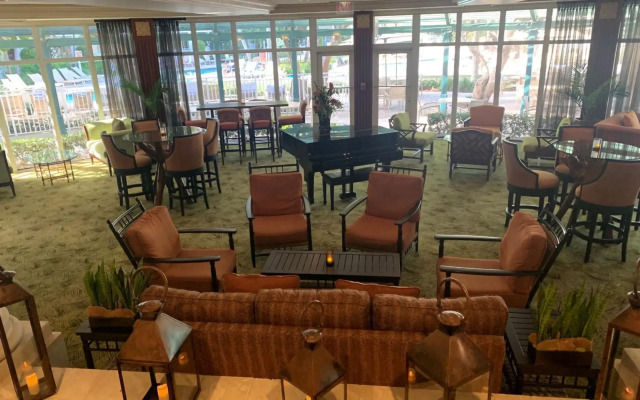 Lago Mar Beach Resort & Club