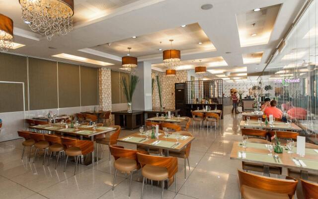 Diamond Suites and Residences