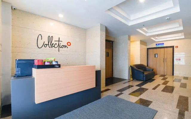 Collection O 30080 Sapphire 83 Mall