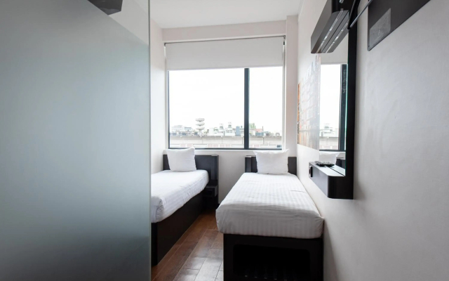 easyHotel Amsterdam City Centre South
